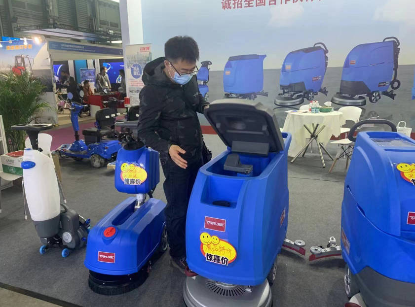 潼南坦洁洗地机公司致力于电动洗地机的生产、销售和服务百家